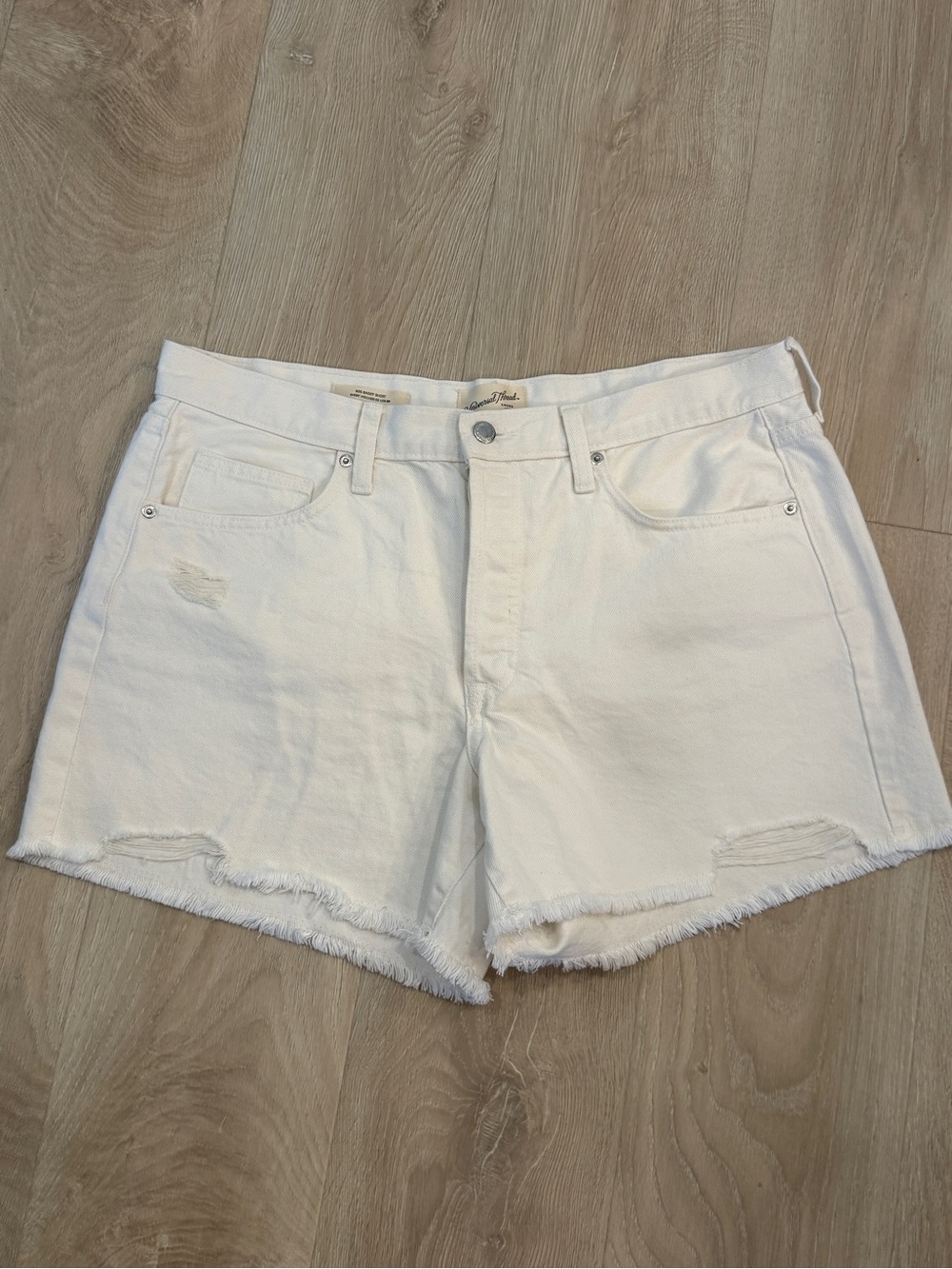 Universal Threads - White Distressed Denim Women's Shorts